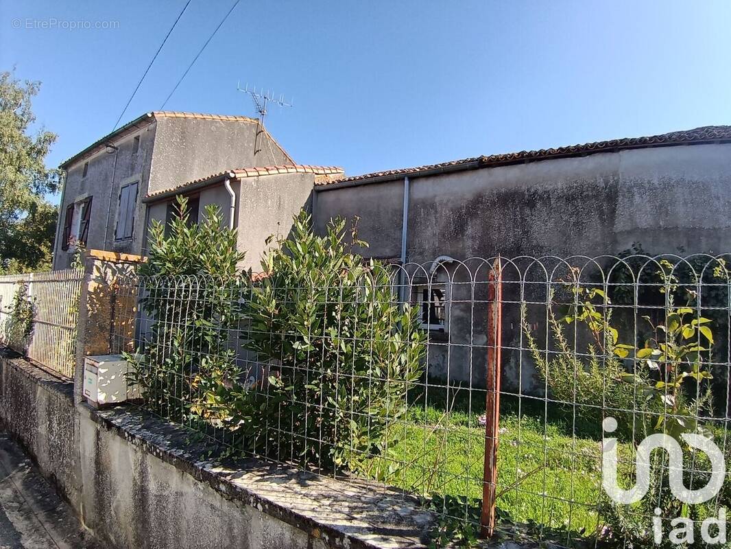 Photo 1 - Maison à IRAIS