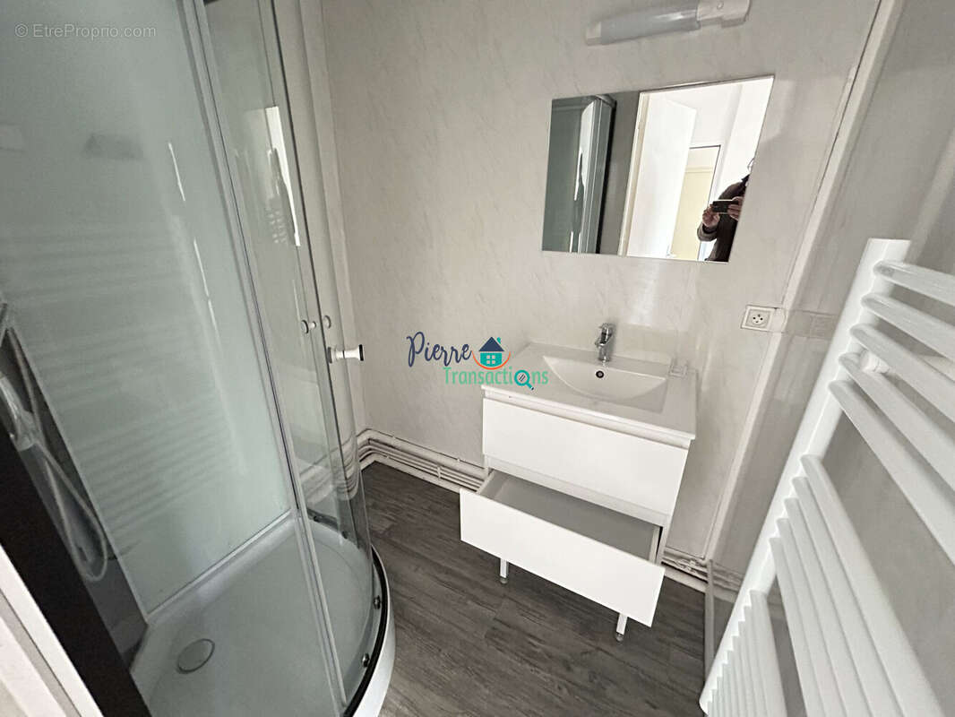 Appartement à LILLEBONNE