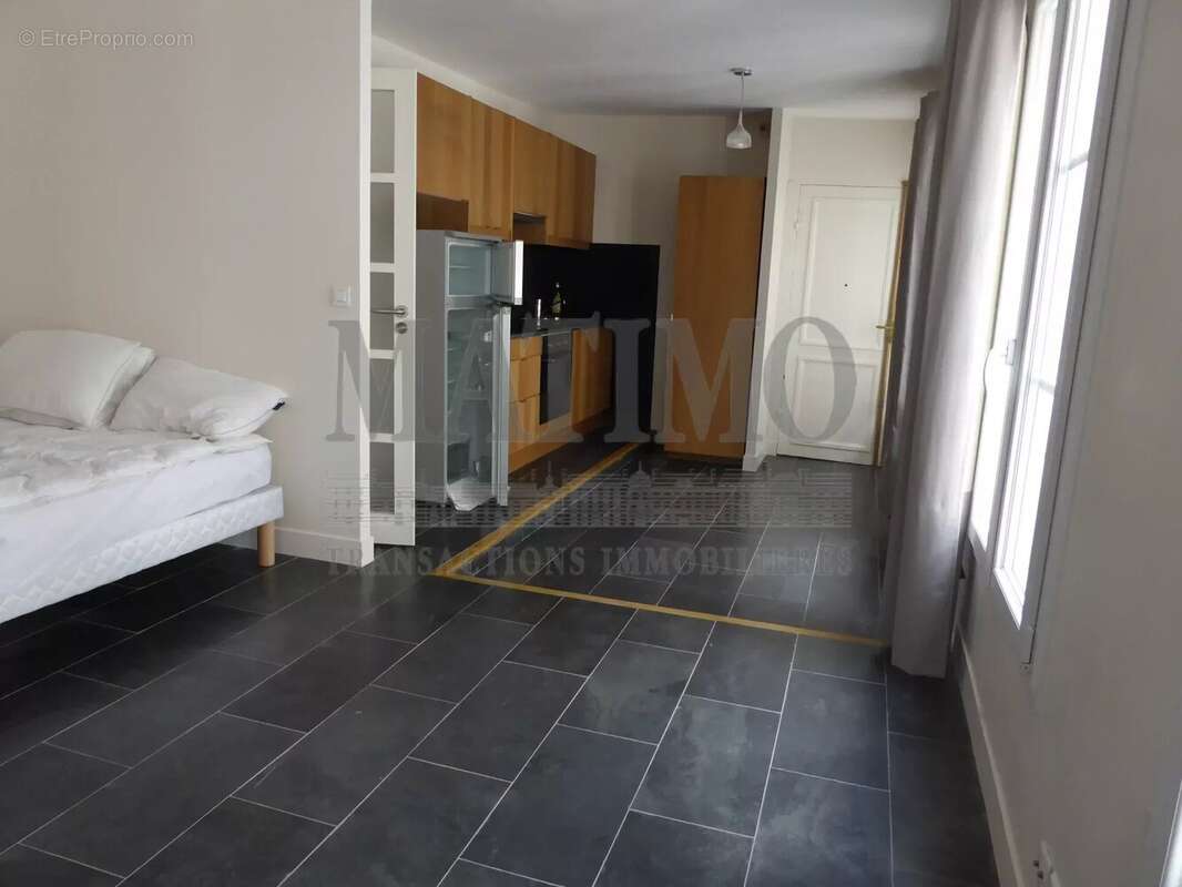 Appartement à PARIS-2E