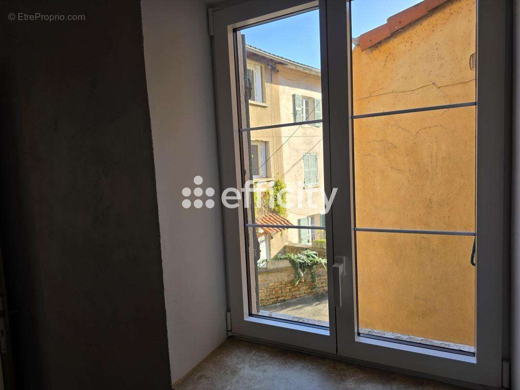 Maison à SAINT-GERMAIN-AU-MONT-D'OR