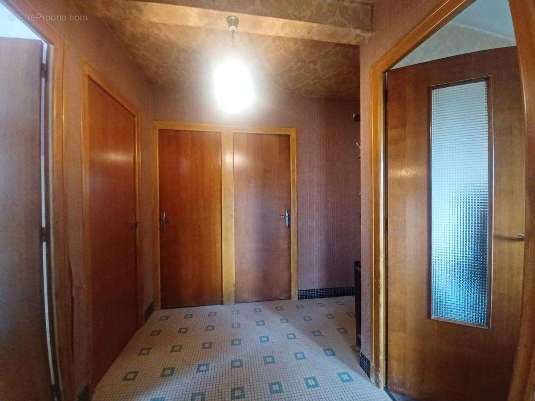 Maison à CARHAIX-PLOUGUER