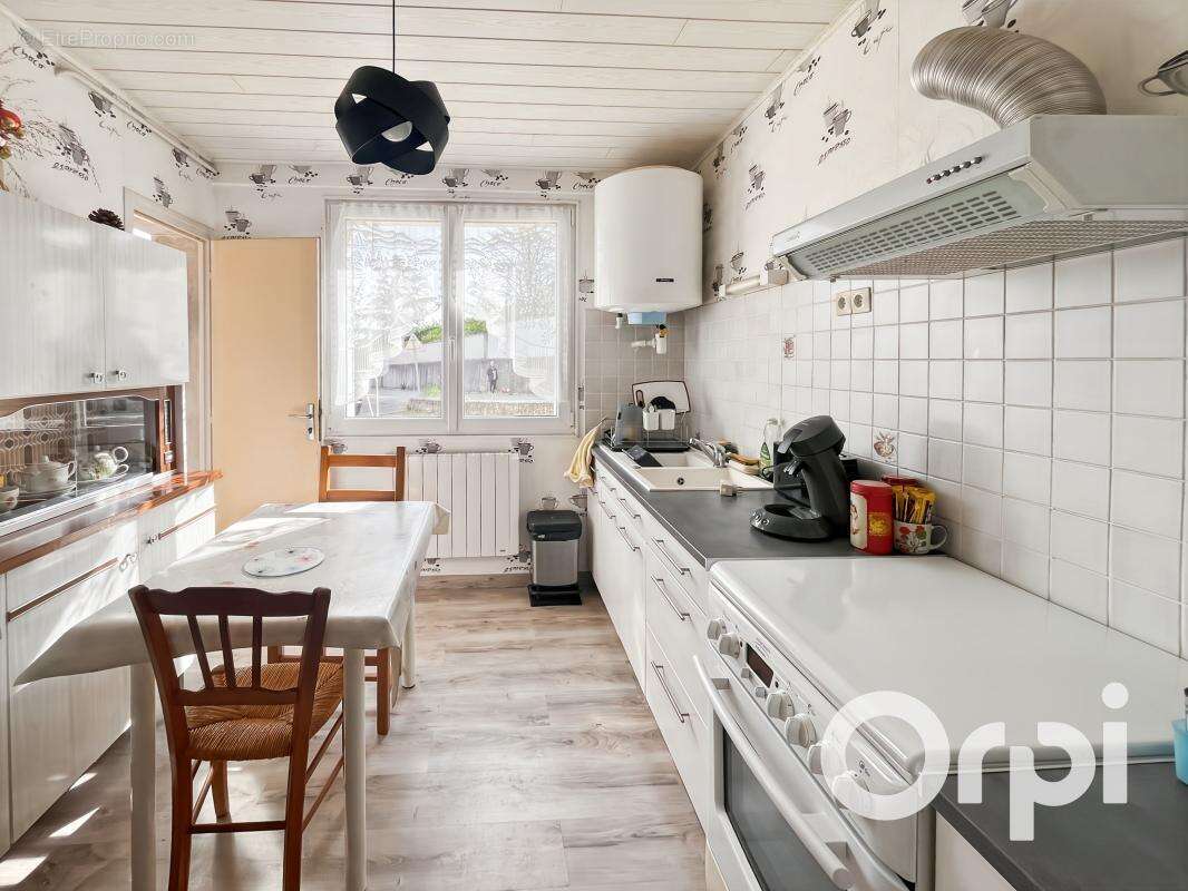 Appartement à LIVRON-SUR-DROME