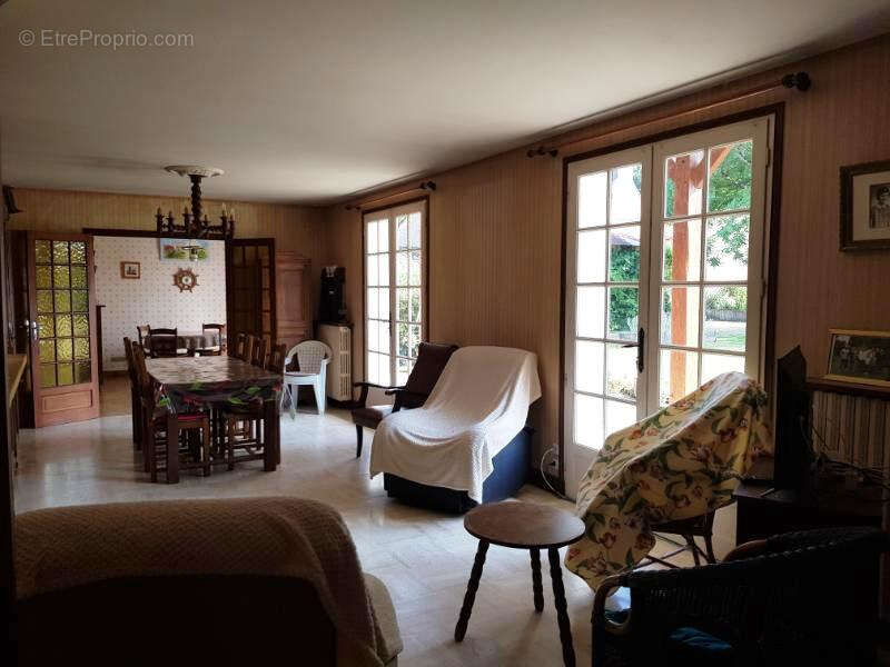 Maison à MIGNALOUX-BEAUVOIR