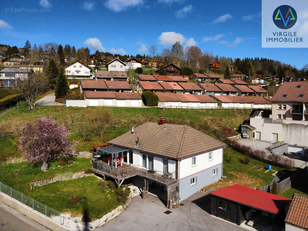 Maison à LES HOPITAUX-NEUFS