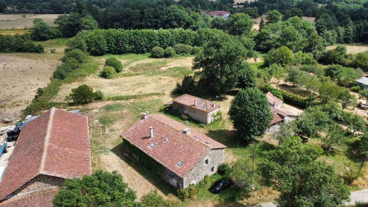Maison à GAJOUBERT