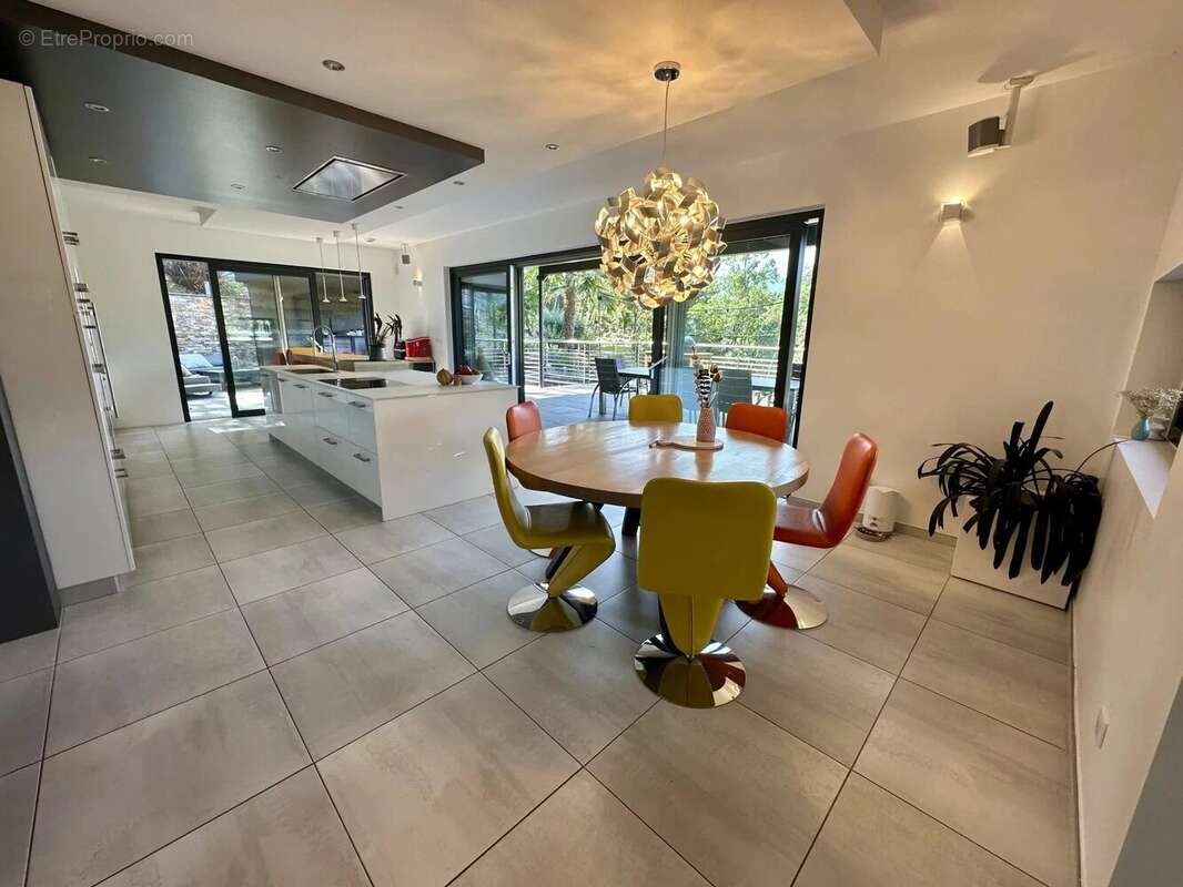 Maison à AIX-LES-BAINS