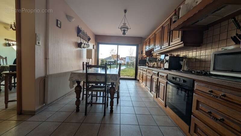 Appartement à AIRE-SUR-LA-LYS