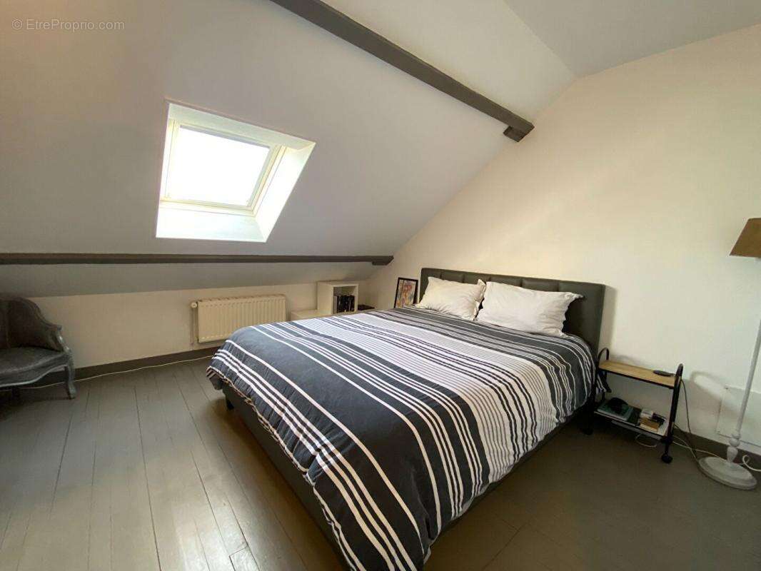 Maison à EQUEURDREVILLE-HAINNEVILLE