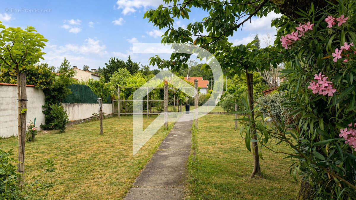Maison Castres 4 pièces 68.5 m2 Idéal premier achat ou Investissement - photo 2