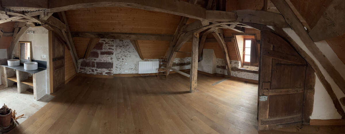 Maison à FRESNAY-SUR-SARTHE