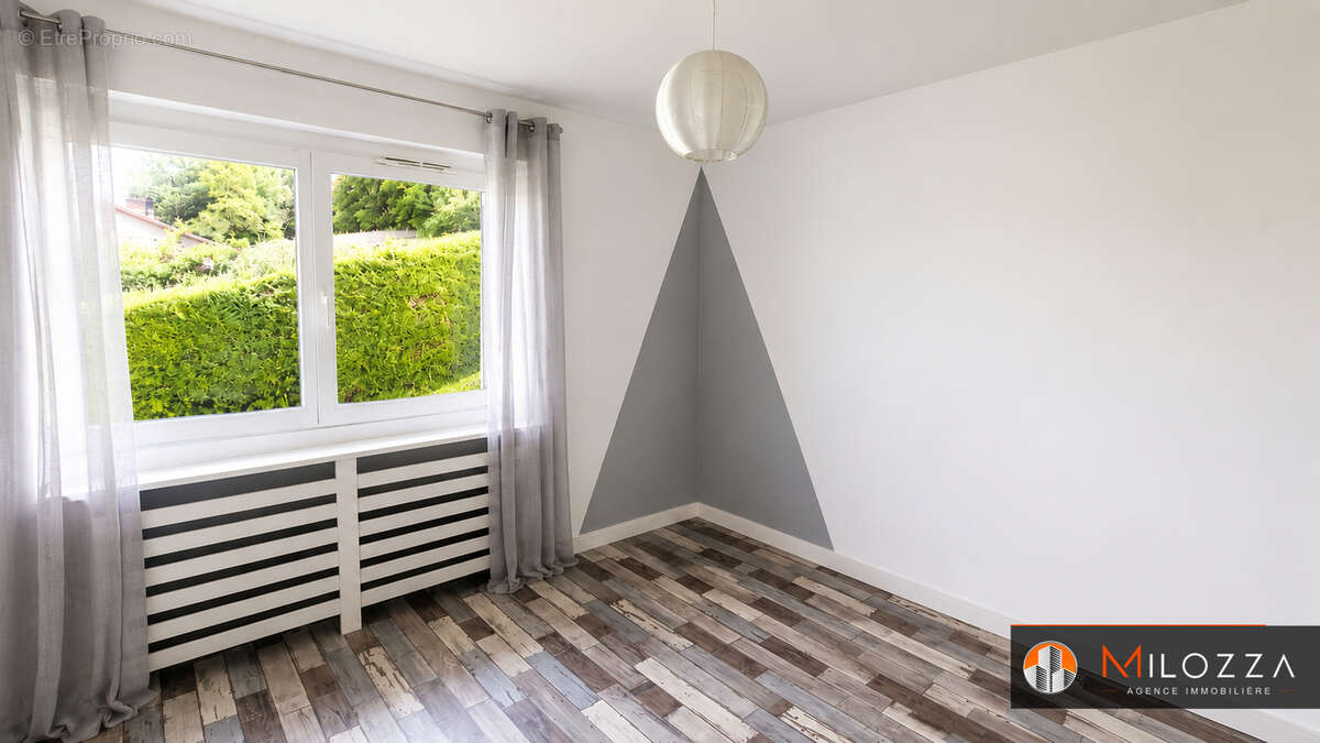 Maison Saint Quentin Fallavier 198 m2 - photo 12