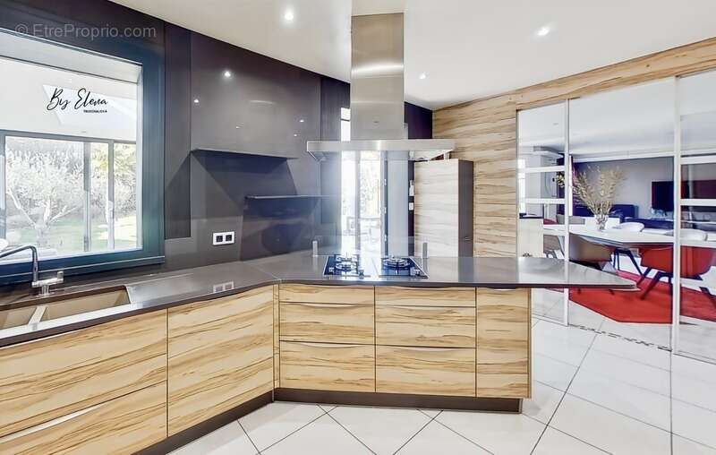 Maison à BUSSY-SAINT-GEORGES