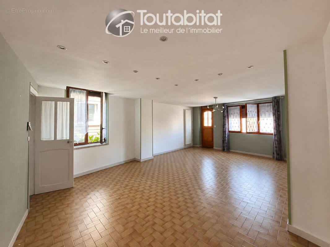 Maison 137 m² à Seraincourt  - photo 11