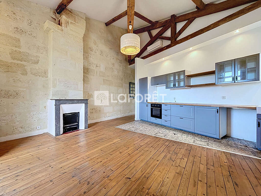 Appartement à BORDEAUX