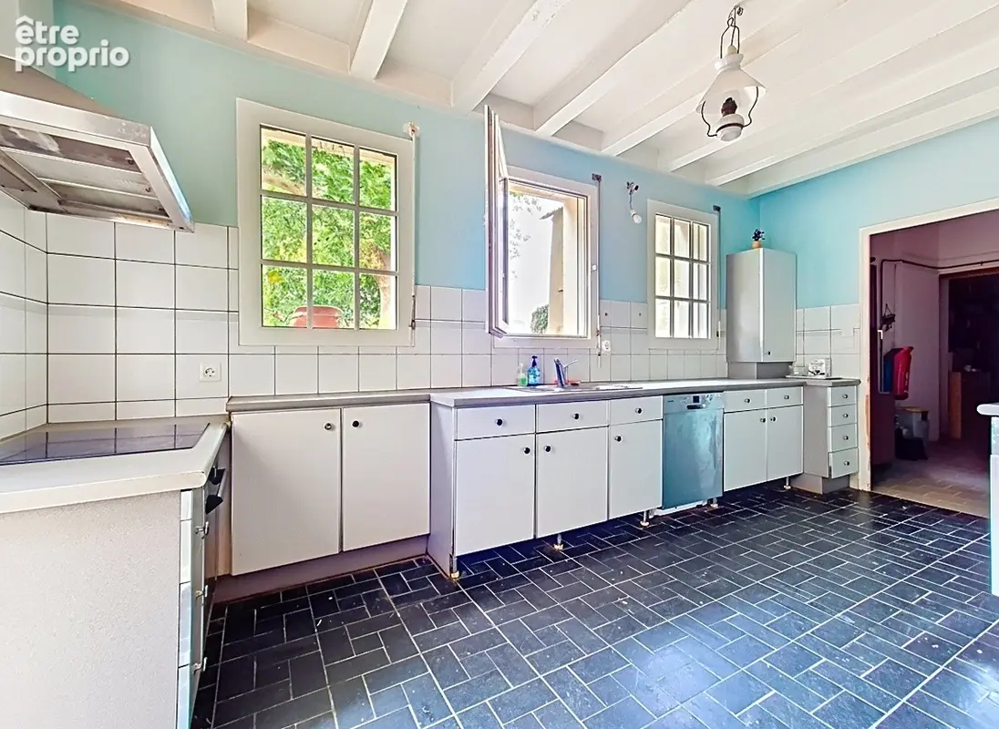 Maison de maître et dépendances au coeur d'un domaine de près de 4 hectares - photo 10