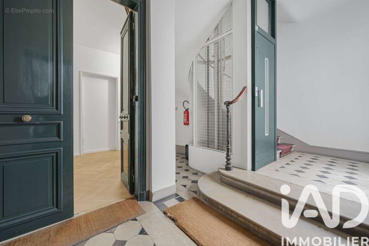 Photo 9 - Appartement à PARIS-7E