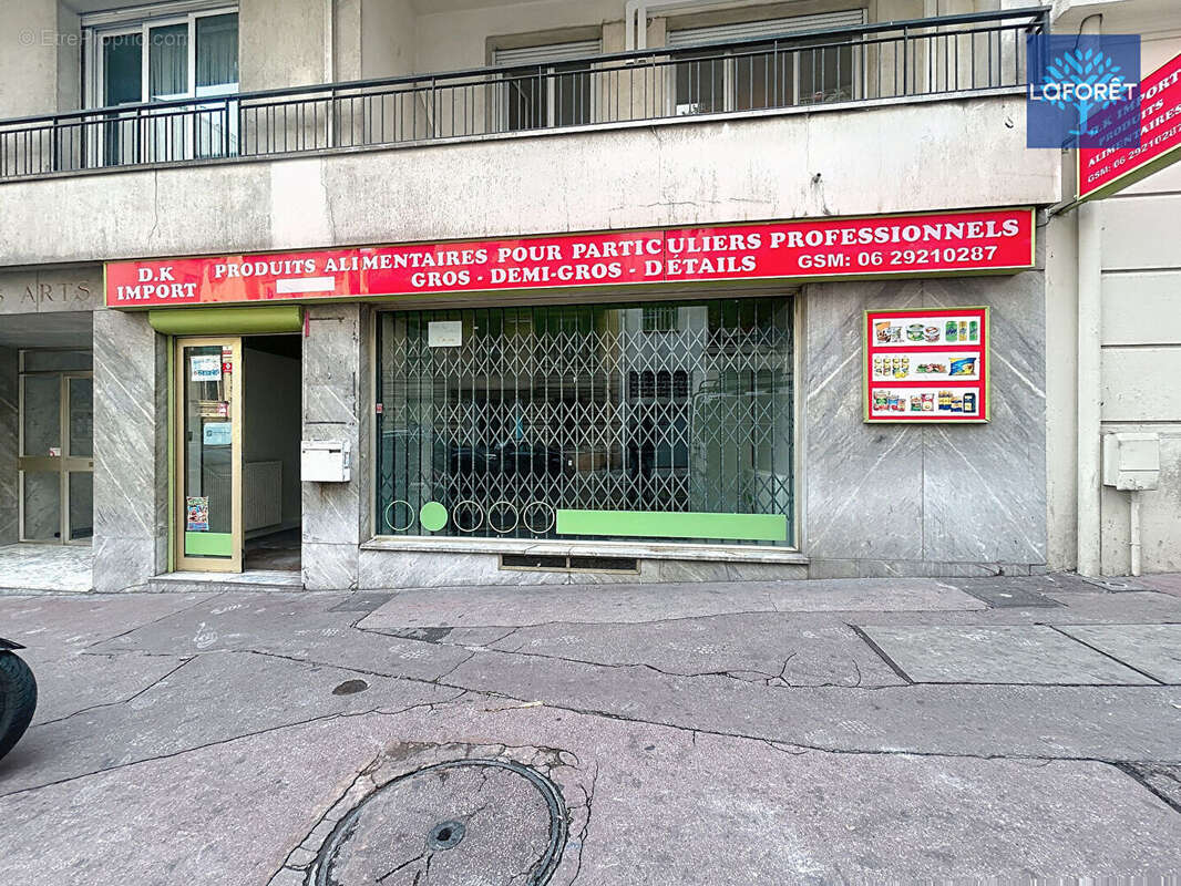 Local commercial Nice 71 m2 - photo 2