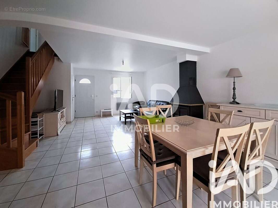 Maison 94 m² à Vinca  - photo 4