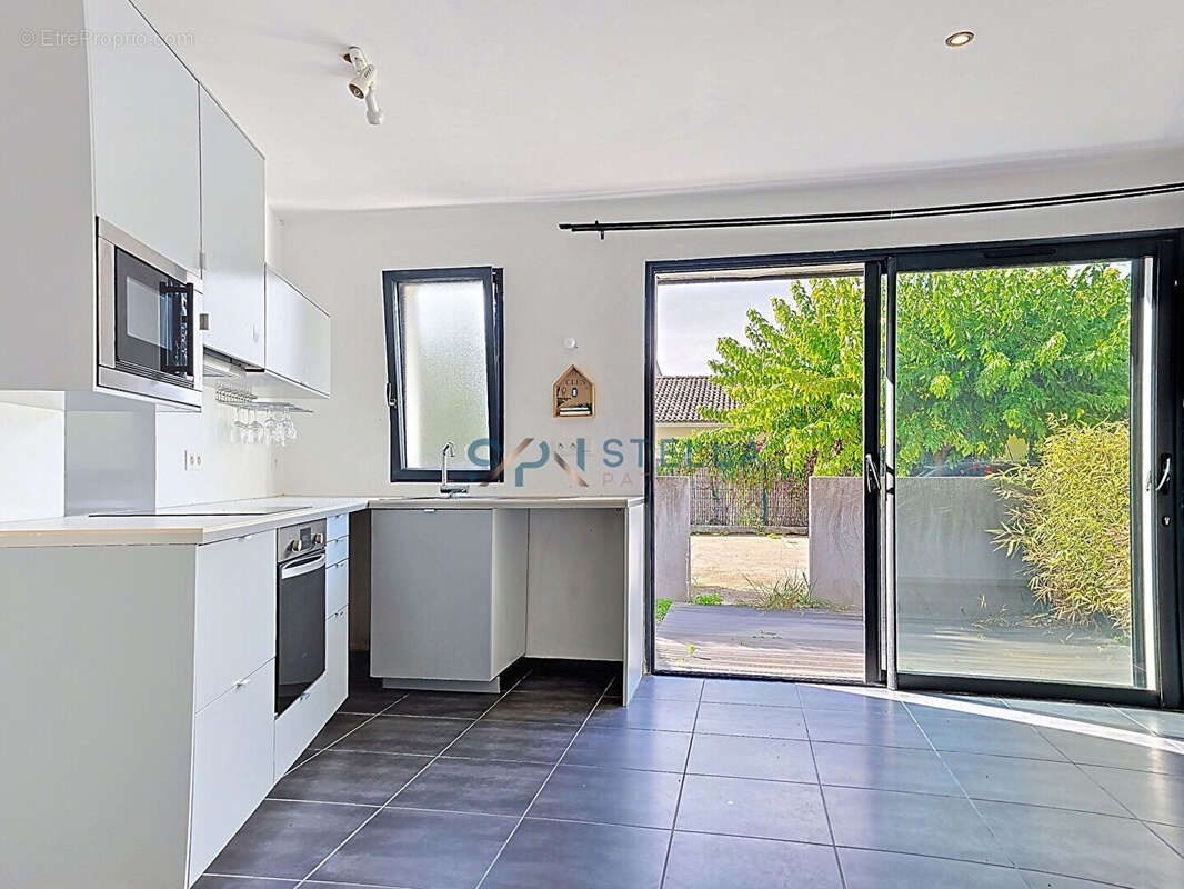 Appartement à CAURO