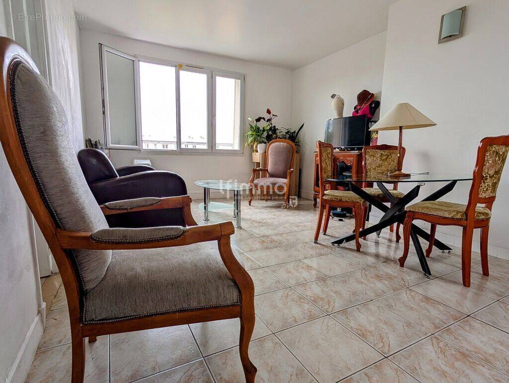Appartement à CHAMPIGNY-SUR-MARNE