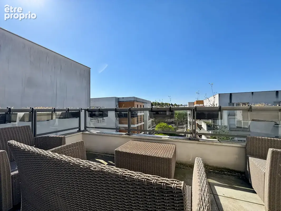 Appartement Terrasse Rosny F3 -  Métro Ligne 11 - photo 10