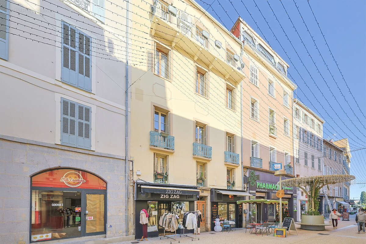 Appartement à HYERES