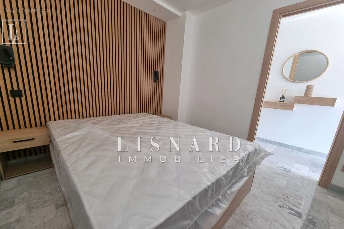 Appartement à VALLAURIS