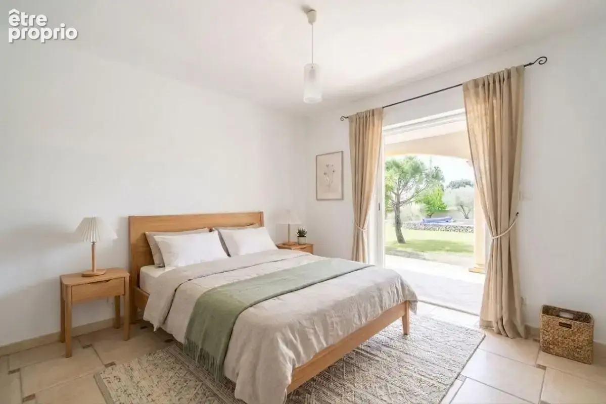 Magnifique Villa T7 de 190 m² avec mazet de 50m² à Bagard 30140 - photo 11