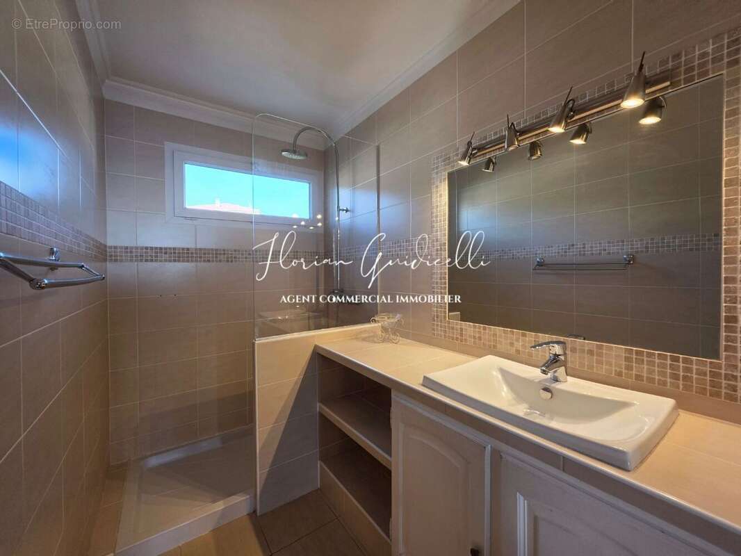 Appartement à SAN-MARTINO-DI-LOTA