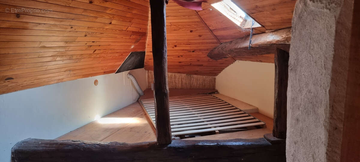 Maison à SAINT-JEAN-DE-LA-PORTE