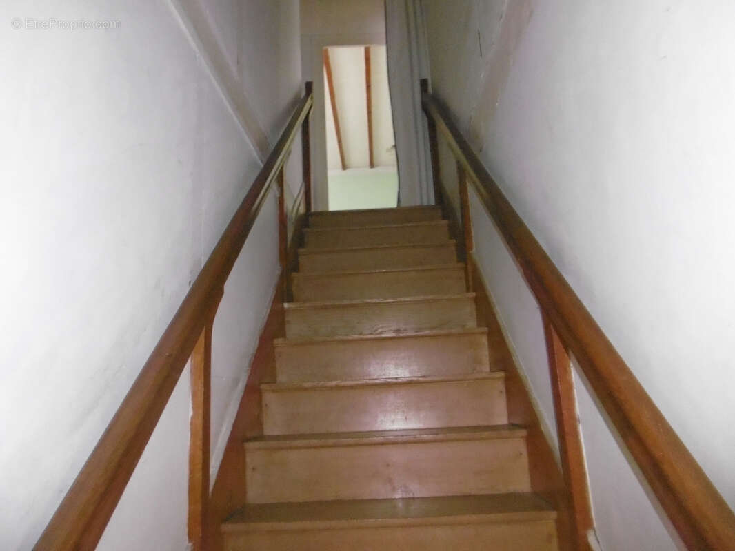 Maison à BENGY-SUR-CRAON