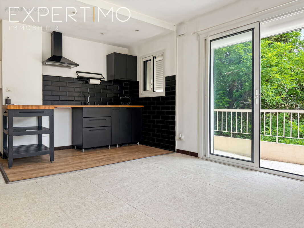 Opportunité rare ! Ensemble Immobilier Montpellier Nord 4 studios, 4 T2 . - photo 4