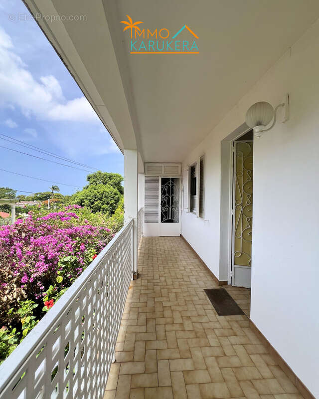 Immeuble à Basse-Terre (Investissement/ Résidence principale) - photo 15