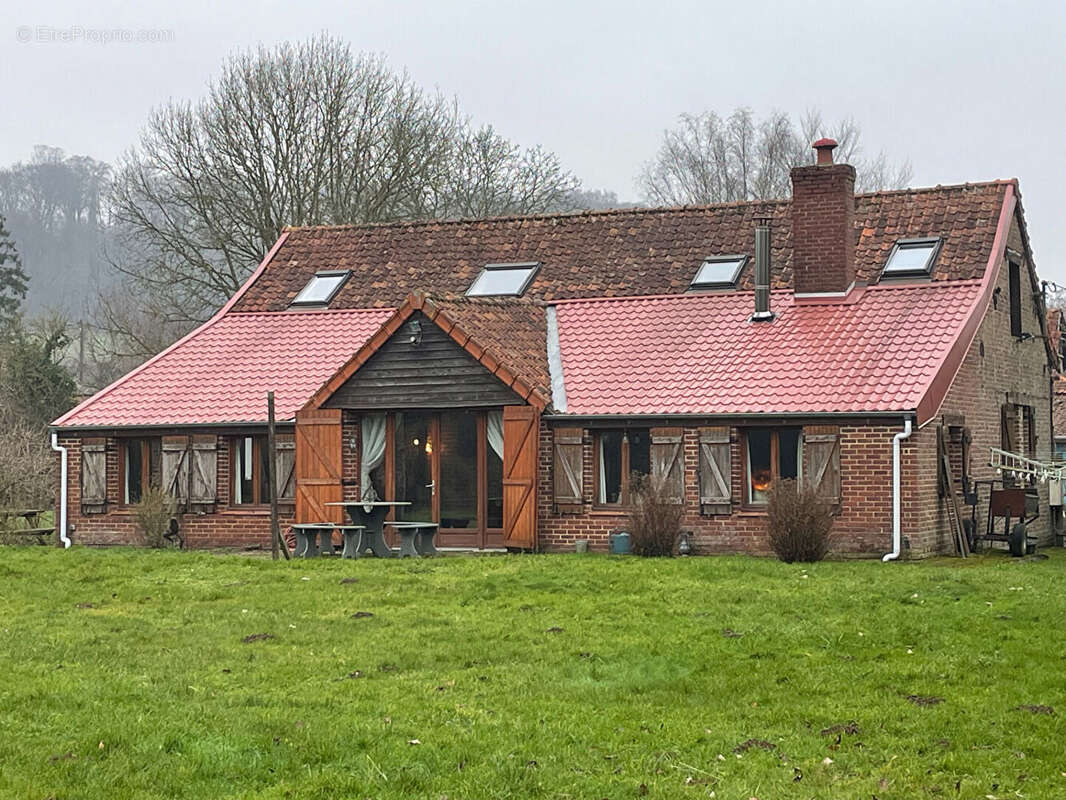 Maison à BEAURAINVILLE