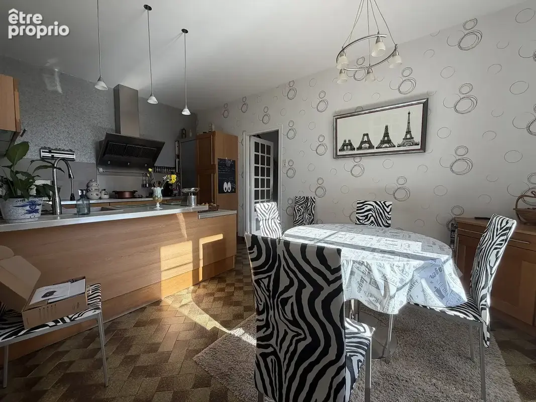 Maison 7 pièces 288 m² à vendre à Rochefort (17300) - photo 5