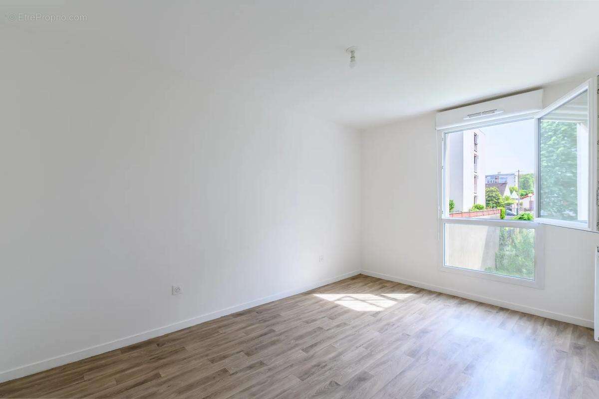 Appartement à LIVRY-GARGAN