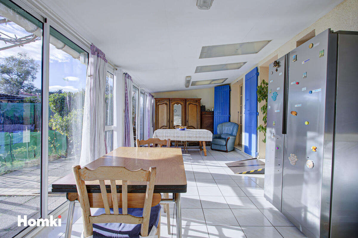 Maison à SAINT-ESTEVE