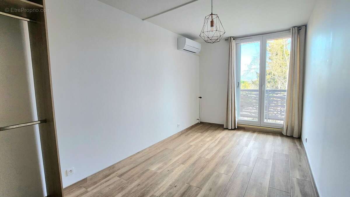 T2 / BALCON / PARKING / CAVE - Appartement à MARSEILLE-13E
