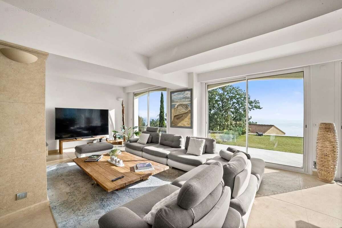 Maison à ROQUEBRUNE-CAP-MARTIN