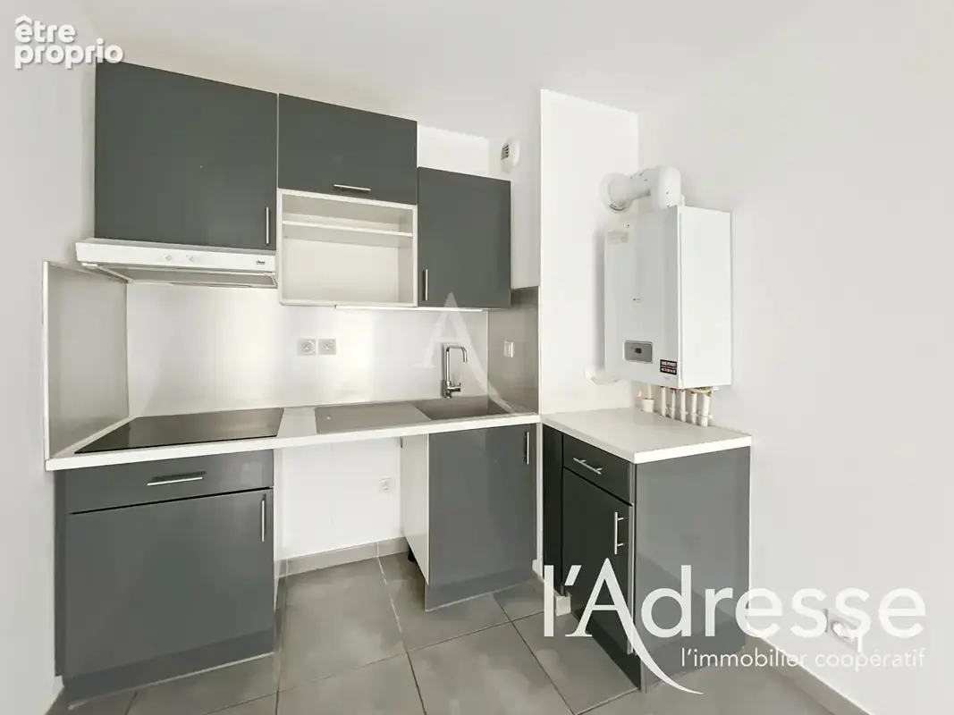 Appartement Saint Cyr Sur Mer - 2 pièces - 38 m2 - photo 4
