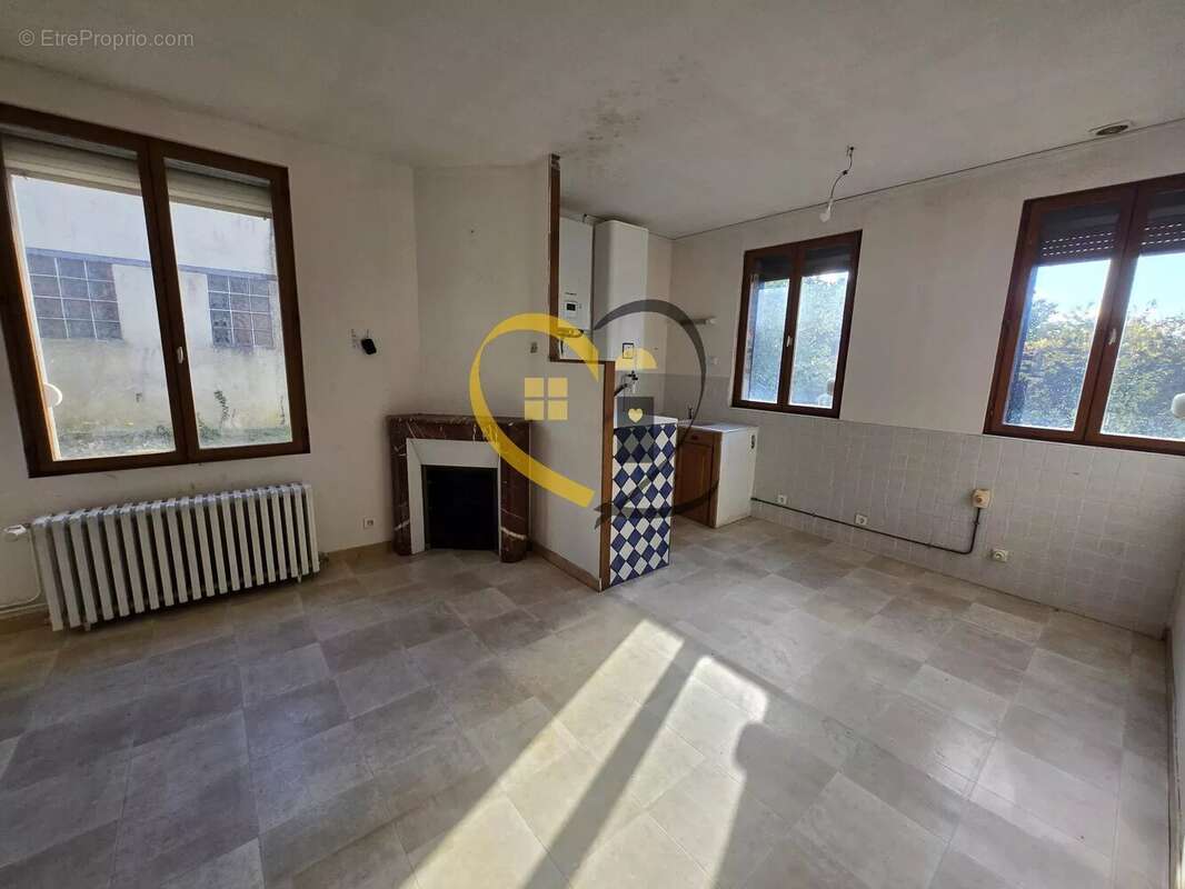 Maison à HENRICHEMONT