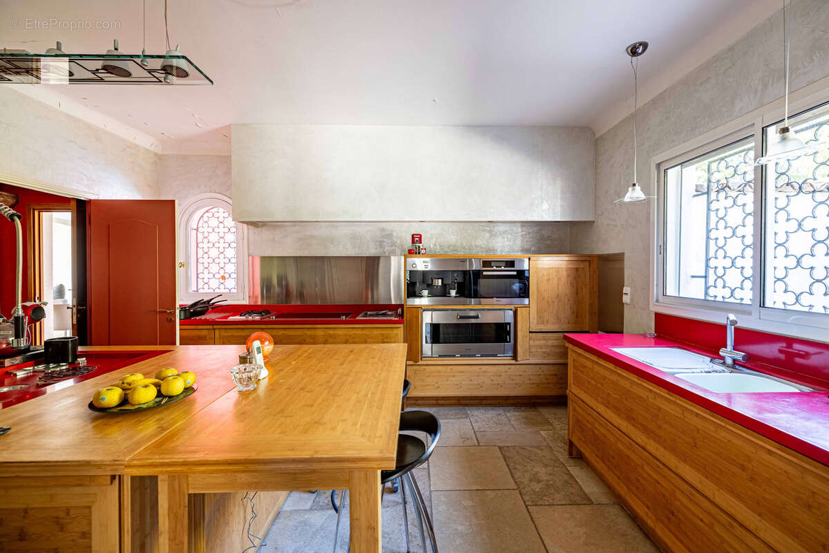 Maison à PLAN-DE-LA-TOUR