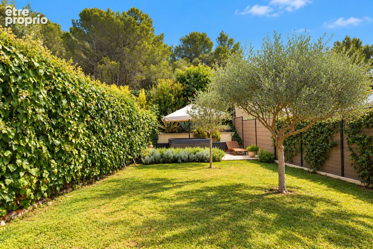 Boulouris - maison 4 pièces rénovée avec jardin - photo 12