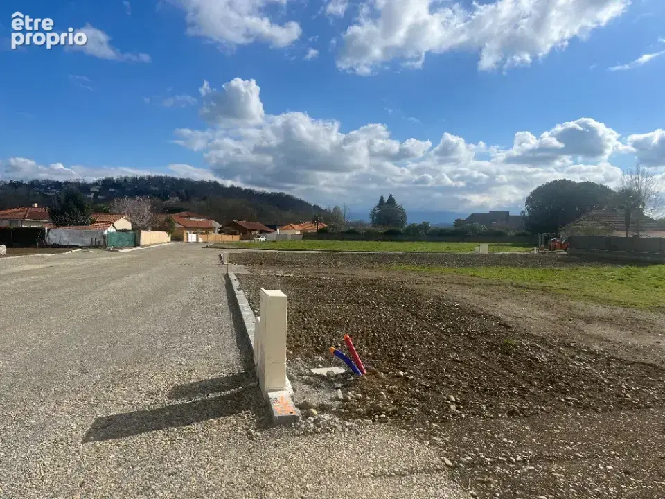 Terrain 517 m² à Juillan  - photo 2