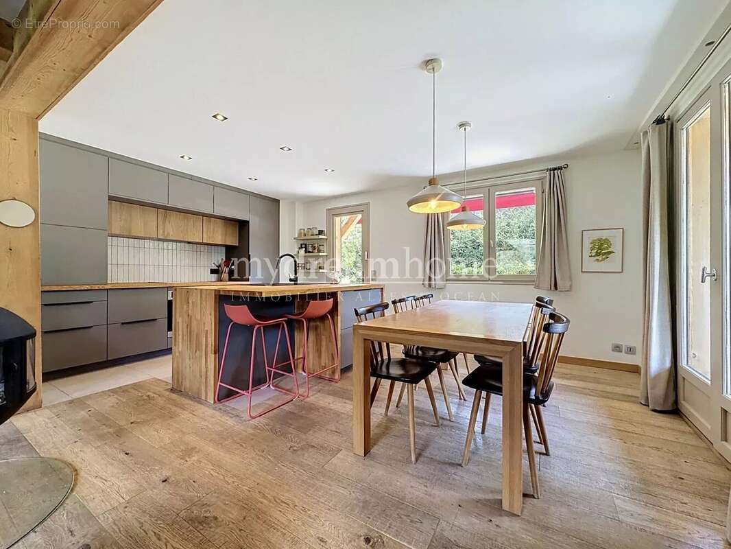 Exclusivité - Magnifique Chalet de 5 chambres - Praz sur Arly (74120) - photo 3
