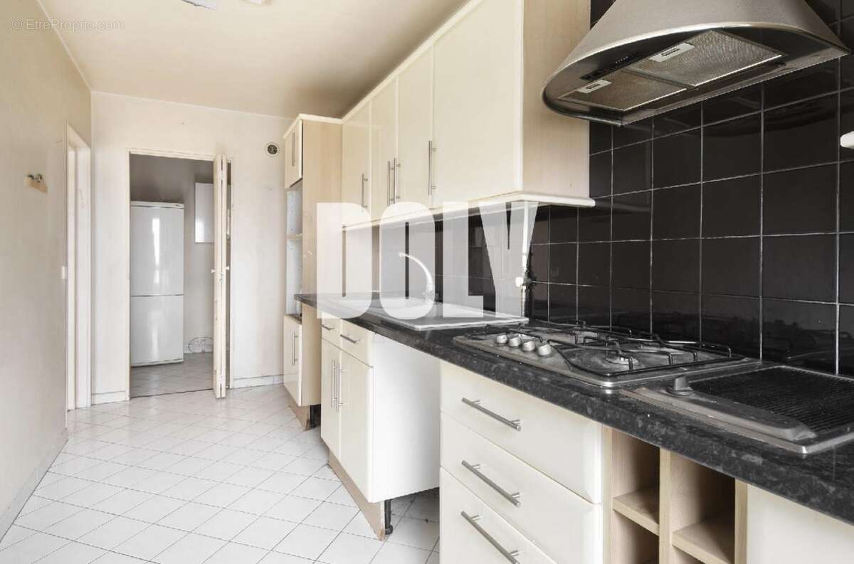 Appartement à PARIS-20E