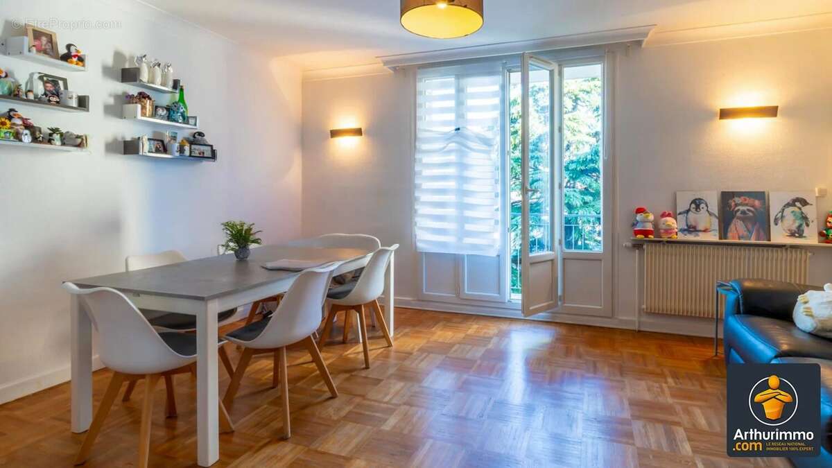Appartement à VENISSIEUX