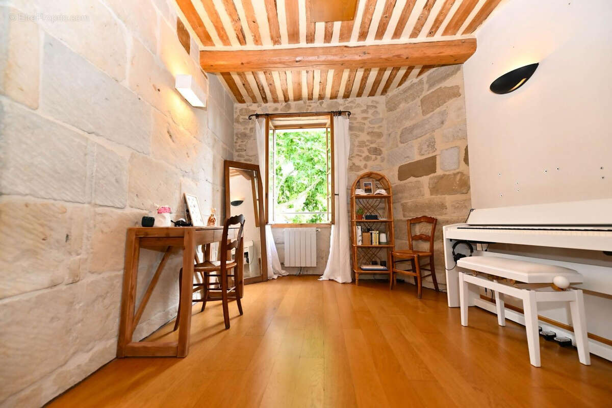 Maison à BARBENTANE