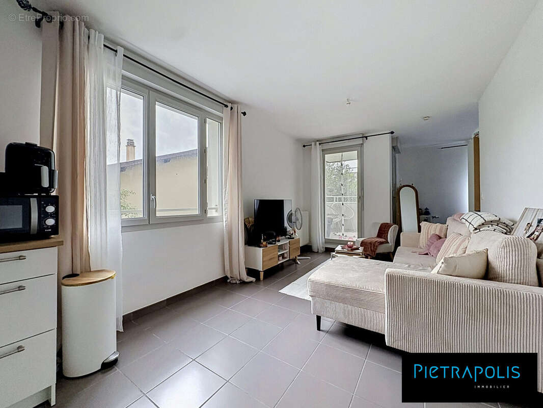 Appartement à FEYZIN