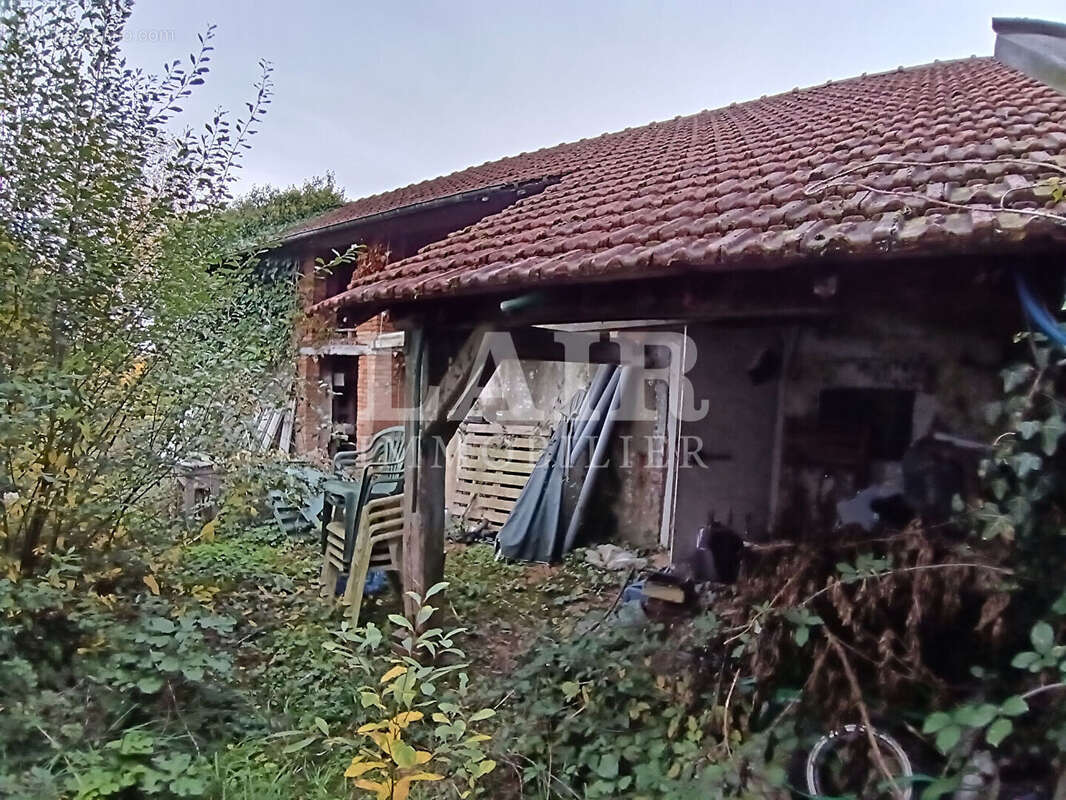 Appartement à LE MELE-SUR-SARTHE